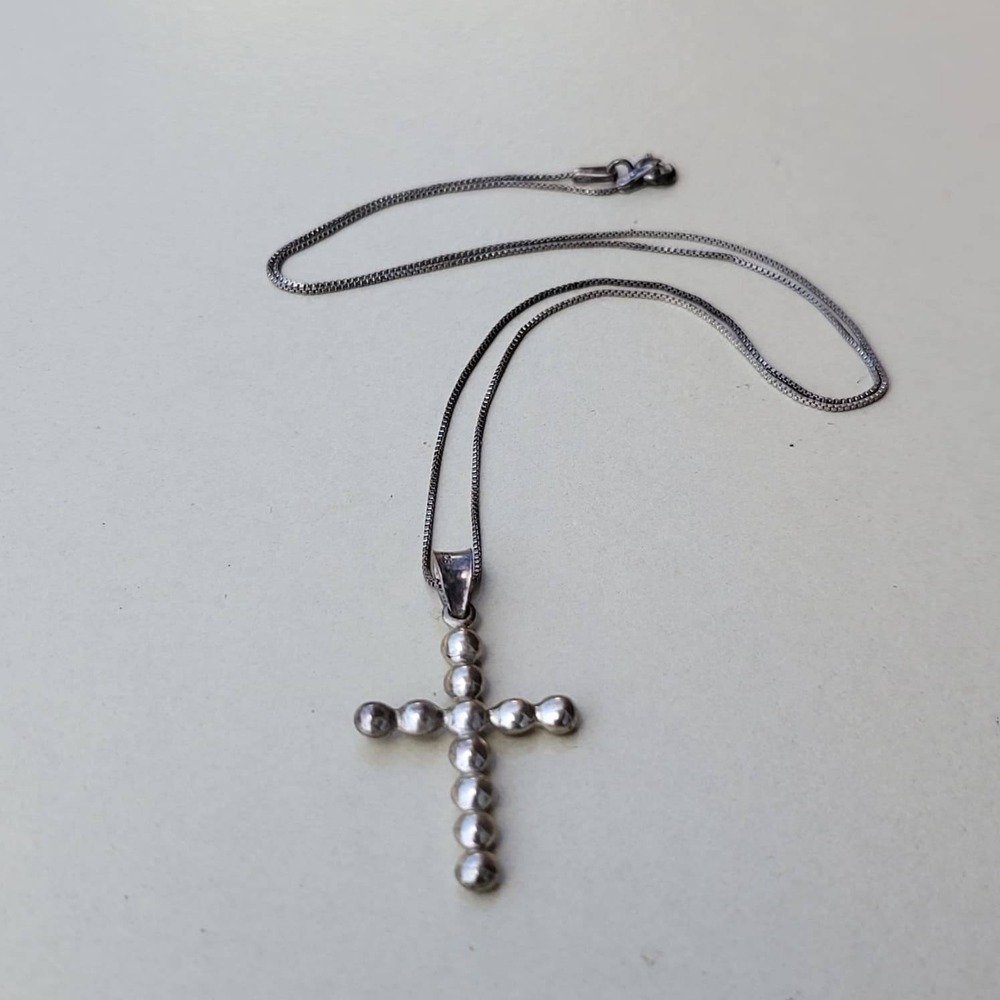 Vintage 925 Sterling Silver Cross Necklace Silver Beaded Pendant Box Chain